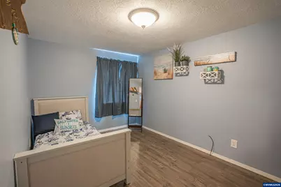 599 E St, Lebanon, OR 97355 - Photo 22