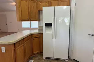 6793 Lakeside Dr NE, Salem, OR 97305 - Photo 8