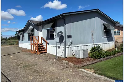 6793 Lakeside Dr NE, Salem, OR 97305 - Photo 1