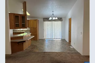 6793 Lakeside Dr NE, Salem, OR 97305 - Photo 6