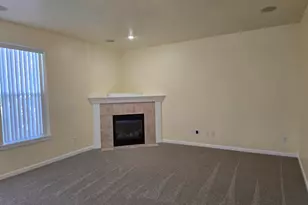394 Golden Eagle St NW, Salem, OR 97304 - Photo 10