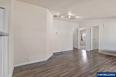 200 Market St #208, Lebanon, OR 97355 - Photo 4
