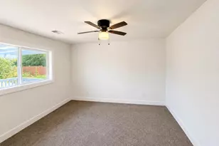 421 Stark St, Woodburn, OR 97071 - Photo 26