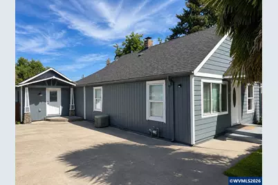 421 Stark St, Woodburn, OR 97071 - Photo 2