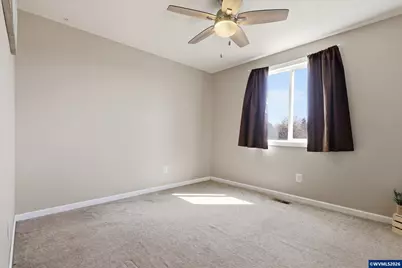 301 NW Denton St, Dallas, OR 97338 - Photo 16