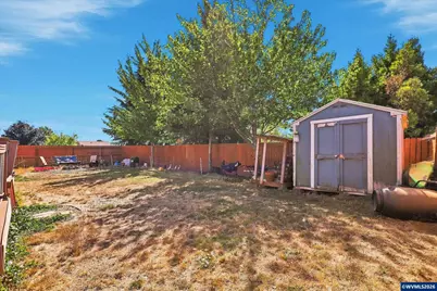 301 NW Denton St, Dallas, OR 97338 - Photo 26