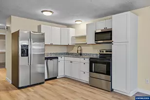 442 Olson Dr, Jefferson, OR 97352 - Photo 4