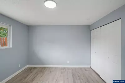 4742 Oak Park Dr NE, Salem, OR 97305 - Photo 26