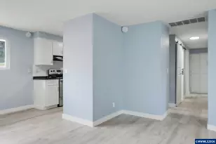 4742 Oak Park Dr NE, Salem, OR 97305 - Photo 14