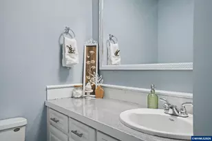 4742 Oak Park Dr NE, Salem, OR 97305 - Photo 28