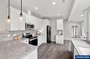 1060 SE Shelton St, Dallas, OR 97338 - Photo 14