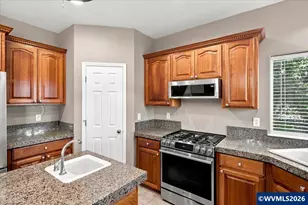 928 Feather Sky St NW, Salem, OR 97304 - Photo 16