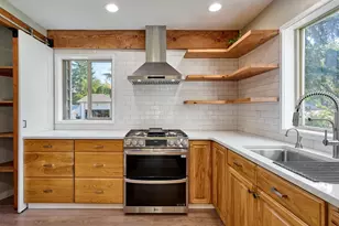 2257 Hemlock Ct NW, Salem, OR 97304 - Photo 8