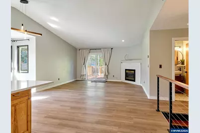 2257 Hemlock Ct NW, Salem, OR 97304 - Photo 12