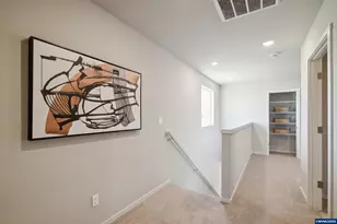 571 Spring Bl, Woodburn, OR 97071 - Photo 14
