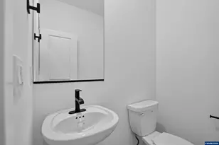 515 Upland Av, Woodburn, OR 97071 - Photo 20