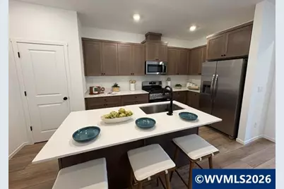 515 Upland Av, Woodburn, OR 97071 - Photo 8