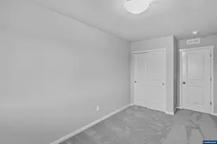 843 Kirksey St, Woodburn, OR 97071 - Photo 18