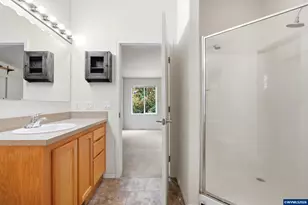 17433 Marsh Rd NE, Woodburn, OR 97071 - Photo 16