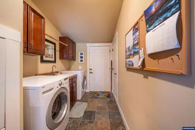 440 SW Wedge Dr, Waldport, OR 97394 - Photo 26