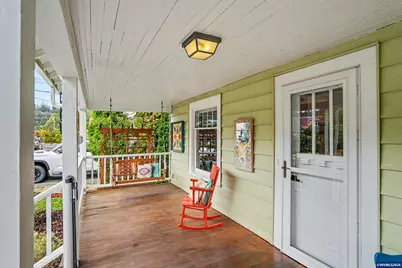 307 Adams Av, Silverton, OR 97381 - Photo 8