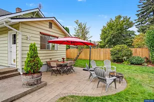 307 Adams Ave, Silverton, OR 97381 - Photo 42
