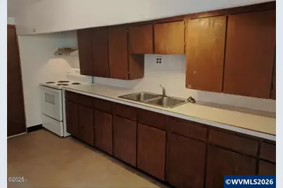 675 SE Keel Av, Lincoln City, OR 97367 - Photo 4