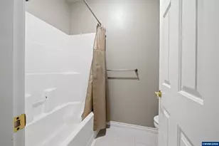 675 Hazeltine Ave SE, Salem, OR 97306 - Photo 20