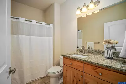 2144 SE Rhododendron Av, Dallas, OR 97338 - Photo 10