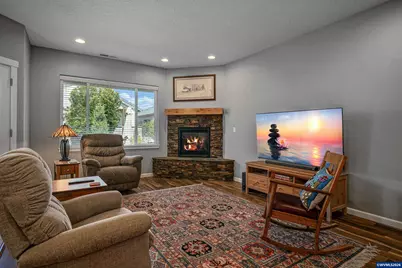2144 SE Rhododendron Av, Dallas, OR 97338 - Photo 14