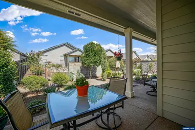 2144 SE Rhododendron Av, Dallas, OR 97338 - Photo 32