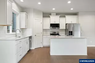 7435 SE Berg Dr, Corvallis, OR 97330 - Photo 10