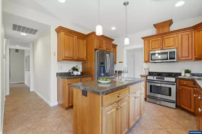 2354 Bluebell Av SE, Salem, OR 97306 - Photo 20