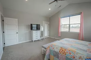 885 Hillview Dr, Lebanon, OR 97355 - Photo 18