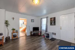 2225 SW Fairview Ave, Dallas, OR 97338 - Photo 6