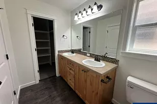 847 Crouchen St NW, Salem, OR 97304 - Photo 16