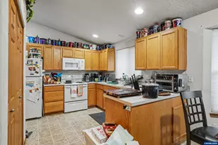 359 Duch Ln SE, Salem, OR 97317 - Photo 6