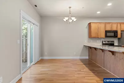 211 Silver (#2I) St, Silverton, OR 97381 - Photo 10