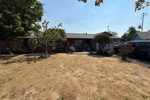 3827 Pine St SE, Albany, OR 97332 - Photo 1