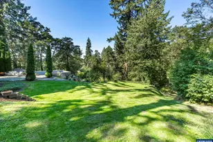 1820 E 28th Ave, Eugene, OR 97403 - Photo 48