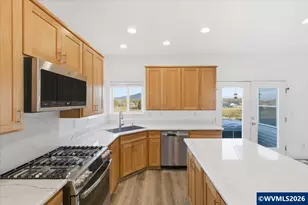 31265 S Main Rd, Lebanon, OR 97355 - Photo 10