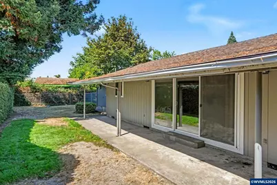 163 College (A) St NW, Monmouth, OR 97361 - Photo 30
