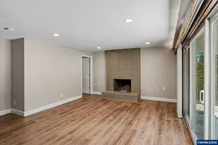 163 College (A) St NW, Monmouth, OR 97361 - Photo 8