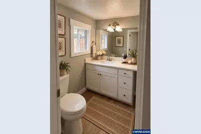 2395 4th St NE, Salem, OR 97301 - Photo 8