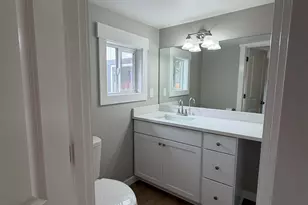 2395 4th St NE, Salem, OR 97301 - Photo 20