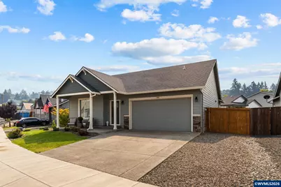 405 Depot Av, Brownsville, OR 97327 - Photo 2
