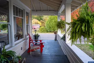 329 S 1st Ave, Mill City, OR 97360 - Photo 6