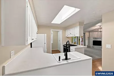 1223 SW Bridlewood Dr, Dallas, OR 97338 - Photo 12