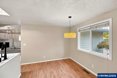 1223 SW Bridlewood Dr, Dallas, OR 97338 - Photo 10