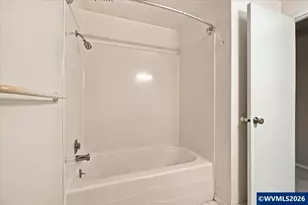 1223 SW Bridlewood Dr, Dallas, OR 97338 - Photo 32